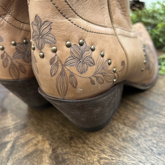 Shyanne Brown Embroidered Heeled Boots - Picture 6 of 8